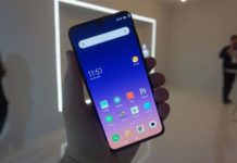 Xiaomi Mi 9 předává recenzi